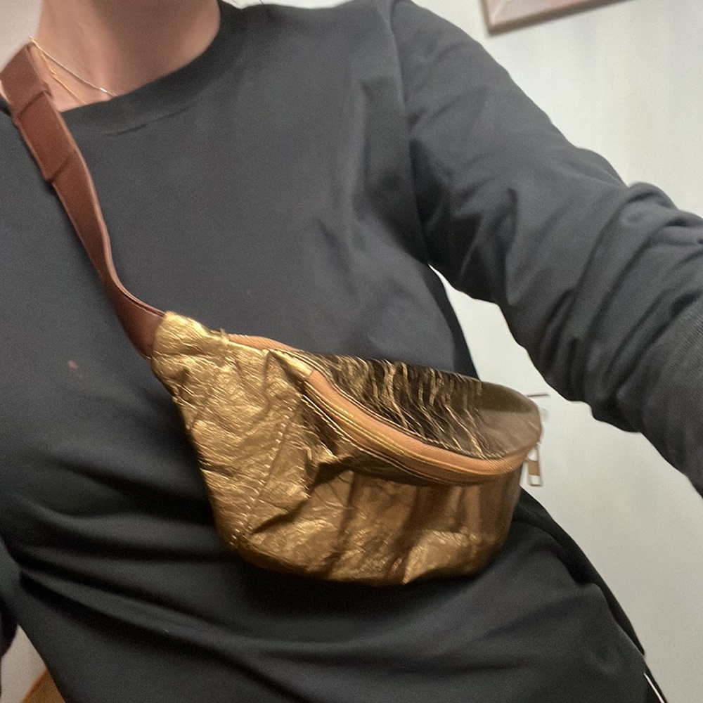 Crossbody bag from Natural life (new without tag)
